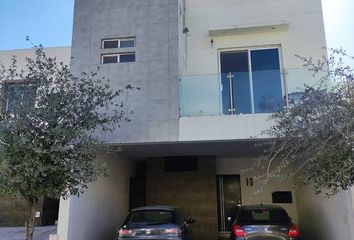 15 casas en venta en Villas Del Mirador, Santa Catarina 