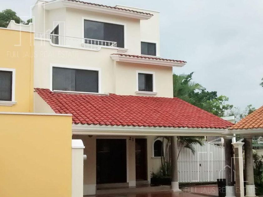 venta Casa en Galaxia Tabasco 2000, Villahermosa, Tabasco (FHO4470245)-  