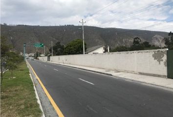 Terreno Comercial en  Pomasqui, Quito