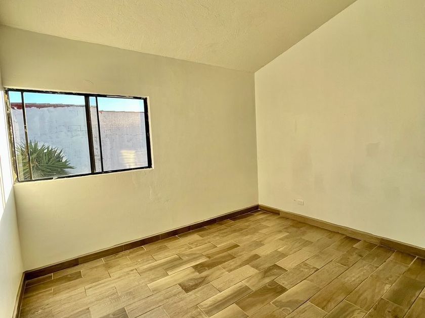 renta Casa en Moderna, Ensenada, Ensenada (EBLZ1069r) icasas.mx