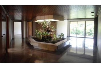 Casa en Las Quintas De Don Simón, Cali
