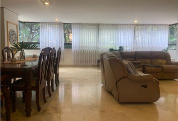 Apartamento en  Los Balsos, Medellín