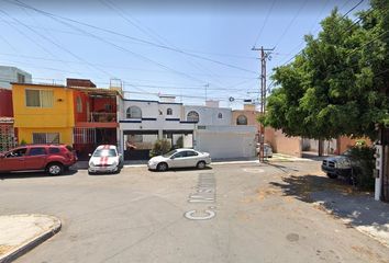 Casa en  Calle Agustinos, Camino Real, Corregidora, Querétaro, 76910, Mex