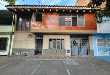 Casa en  Calle 45 2a 17, Santiago De Cali, Cali, Valle Del Cauca, Col