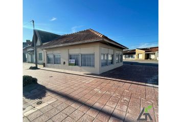 Casa en  Tres Arroyos, Partido De Tres Arroyos