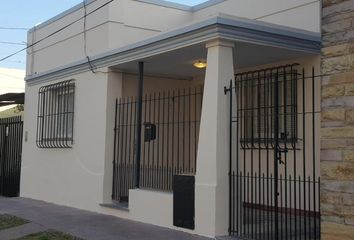 Casa en  Morón, Partido De Morón