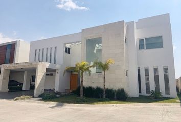 Casa en  Bosques De Metepec, Metepec