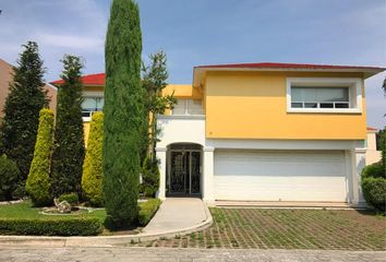 Casa en  Calle 5 De Mayo, Residencial Conjunto Cáceres, Metepec, México, 52177, Mex