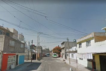 Casa en  1er Retorno Avenida 482 70-81, Aeropuerto, Ejido San Juan De Aragón Sector 32, Gustavo A Madero, Ciudad De México, 07919, Mex