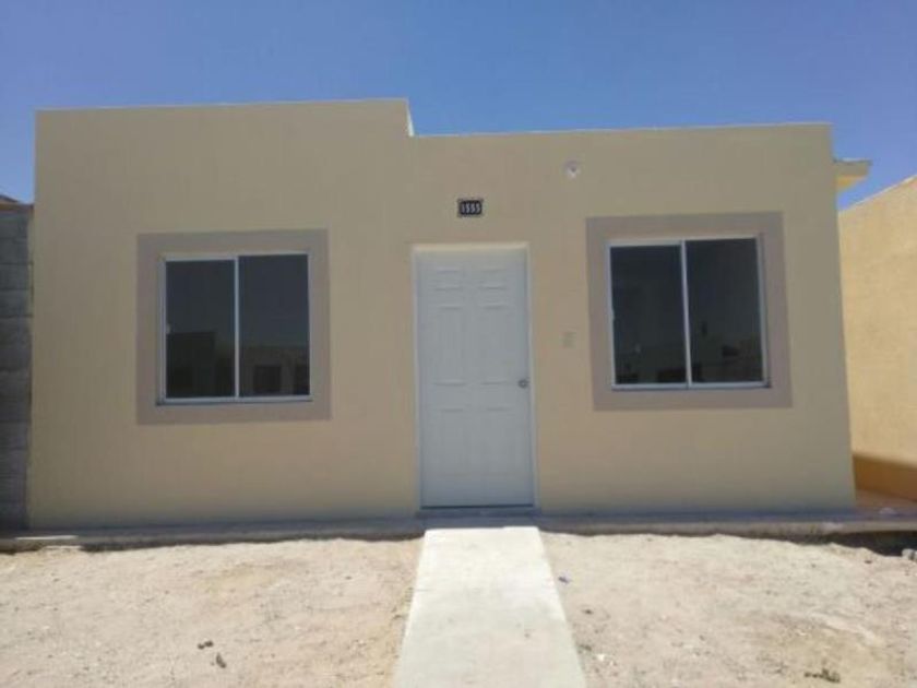 venta Casa en El Granjero, Juárez, Chihuahua (MX22-NO2801)
