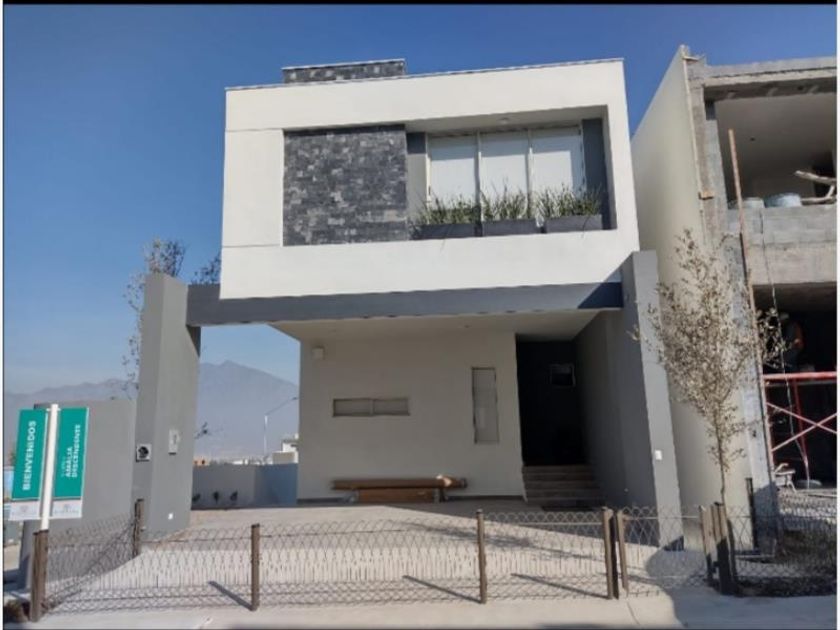 venta Casa en Leones, Monterrey (MX21-MA1084)