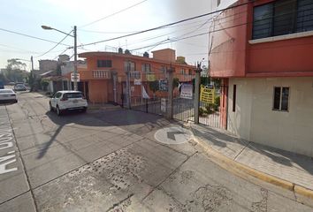 Casa en fraccionamiento en  Boulevard Bosque De Europa, Aragon, Bosques De Aragón, Nezahualcóyotl, México, 57170, Mex
