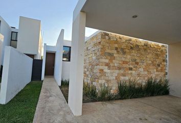 Casa en  Calle 20, Conkal, Yucatán, 97345, Mex