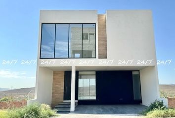 Casa en  Hacienda De Los Morales, Residencial Pedregal Del Alba, Chihuahua, Mex