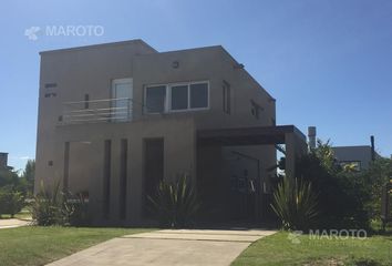 Casa en  El Cantón, Partido De Escobar