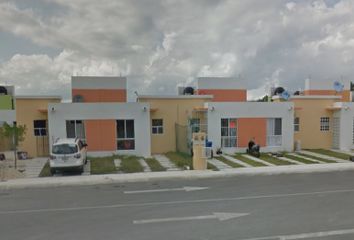 Casa en fraccionamiento en  Calle 10 Norte, Solidaridad Centro, Solidaridad, Quintana Roo, 77710, Mex