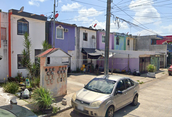 Casa en  Calle 121, Fraccionamiento El Talismán, Benito Juárez, Quintana Roo, 77518, Mex