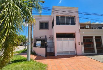 Casa en  Villa Centenario, Resistencia