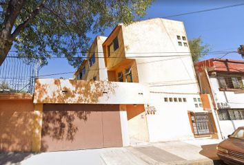 Casa en  Calle Colegio De La Caridad 66, Coapa, Ex De San Juan De Dios, 14387 Ciudad De México, Cdmx, México