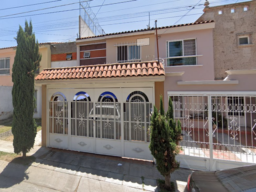 venta Casa en Ciudad Guzmán, Jalisco (F81331)