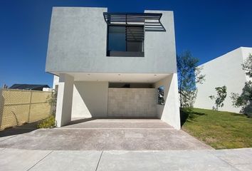 Casa en condominio en  Calle José López Portillo 601, El Llano, Aguascalientes, México
