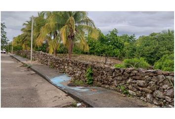 Lote de Terreno en  Avenida 50, Xmatkuil, Mérida, Yucatán, 97315, Mex