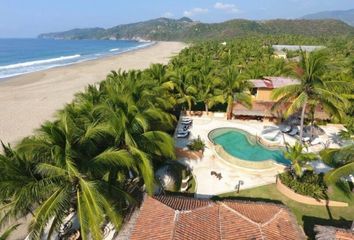 Local comercial en  Calle Las Playas, Ixtapa Zihuatanejo, Zihuatanejo De Azueta, Guerrero, 40884, Mex