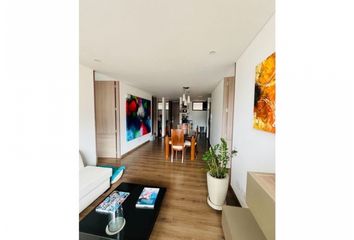 Apartamento en Santa Barbara Norte, Bogotá