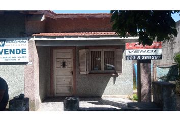 Casa en  La Perla, Mar Del Plata