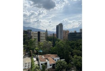 Apartamento en  Poblado, Medellín