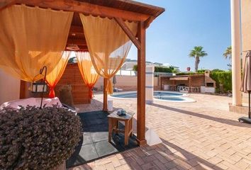 Chalet en  Distrito 3 - Playas - La Mata, Torrevieja