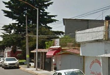 Casa en  Calle Estatuto Jurídico 10b, Fraccionamiento Los Cipreces, Metepec, México, 52167, Mex