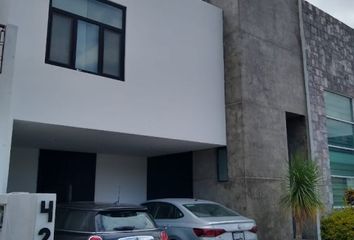Casa en condominio en  Boulevard Bernardo Quintana Arrioja, Centro Sur, Querétaro, 76090, Mex