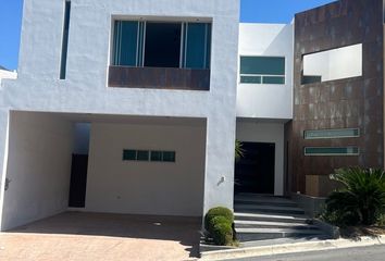 Casa en  Avenida Paseo De Los Lagos, Carretera Nacional, Lagos Del Vergel, Monterrey, Nuevo León, 64989, Mex