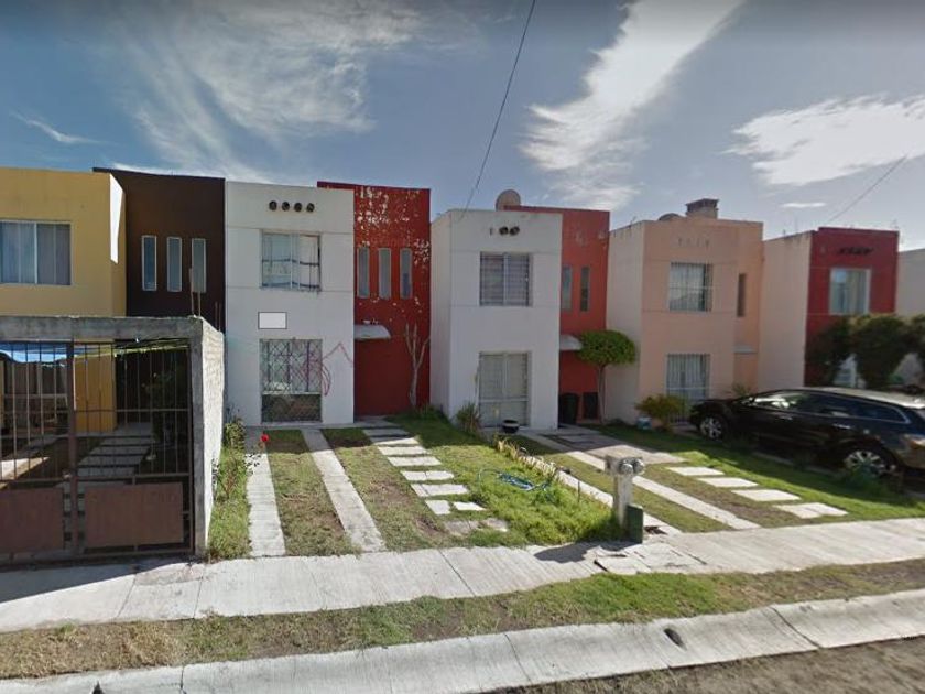 venta Casa en Loma Larga, Morelia, Morelia, Michoacán  (2_43_85489458_4869253)