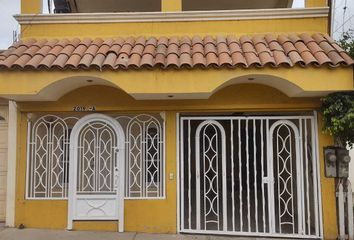 Casa en  Calle Paseo Villa Fontana 5233b, Fraccionamiento Villa Del Real I, Tijuana, Baja California, 22205, Mex