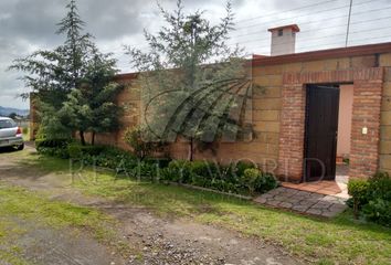 Casa en  Cacalomacán, Toluca