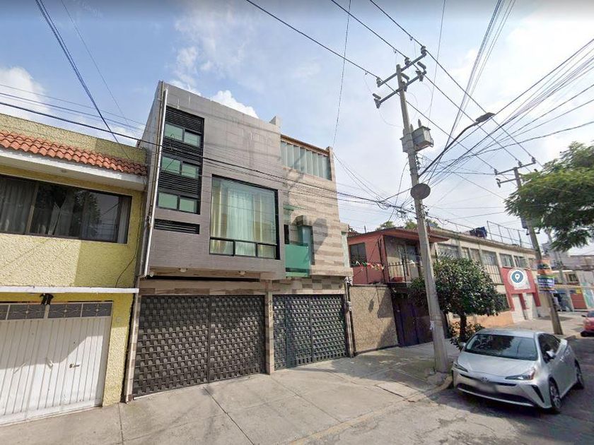 venta Casa en Moctezuma, Venustiano Carranza (PGB23650)