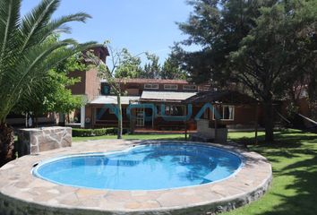 Casa en  Ixtla-valle De Bravo, El Arco, Valle De Bravo, México, 51217, Mex