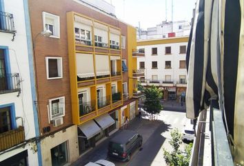 Piso en  Los Remedios, Sevilla