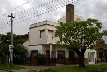 Casa en  Castelar, Partido De Morón