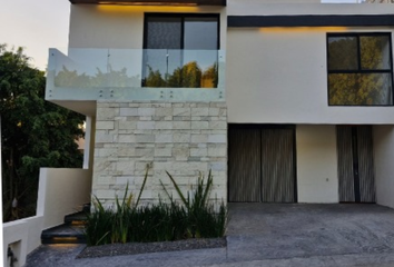 Casa en  Pueblo Santa María Ahuacatitlán, Cuernavaca, Morelos