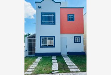 Casa en  Jardines De Banampak, Cancún, Quintana Roo