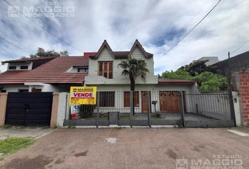 Casa en  Villa Luzuriaga, La Matanza