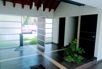 Casa en condominio en  Calle Paseo De Los Ficus 4-14, Fraccionamiento Puerta Del Sol, Cuernavaca, Morelos, 62375, Mex