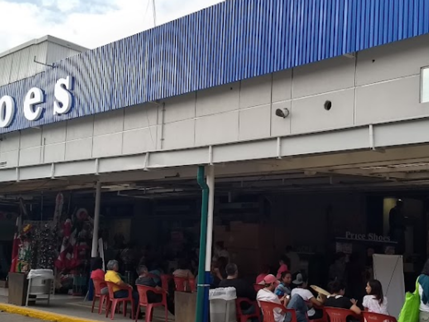 renta Local comercial en Santa Clara Coatitla, Ecatepec de Morelos  (EB-IZ2690r)