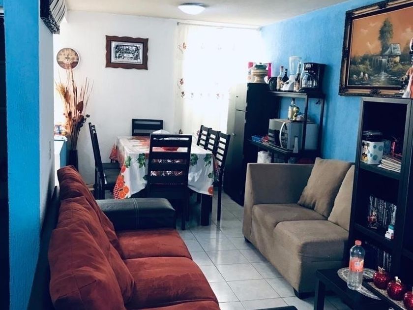 renta Casa en Villa de las Flores, Coacalco de Berriozábal, Coacalco de  Berriozábal (EB-MM7596r)