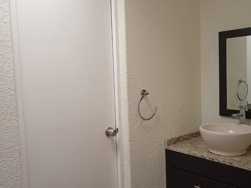 renta Casa en Santa Fe, Álvaro Obregón, CDMX (1652R) icasas.mx