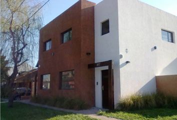 Casa en  Villa Primera, Mar Del Plata