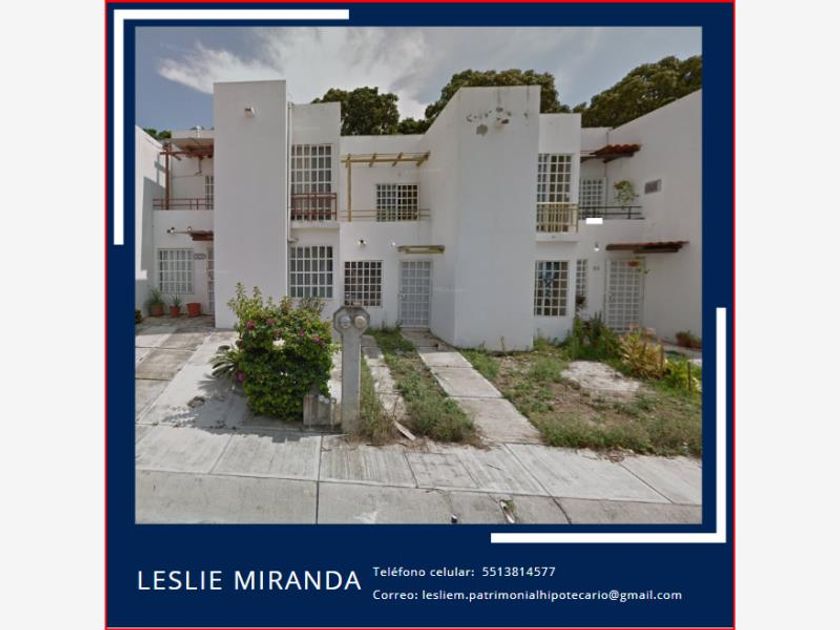 venta Casa en Puerto Vallarta Centro, Puerto Vallarta (MX22-NM8149)-  